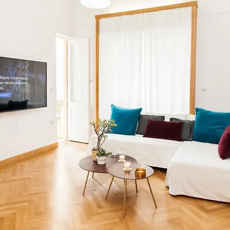 Apartment With Comfort And Lux In Kolonaki *