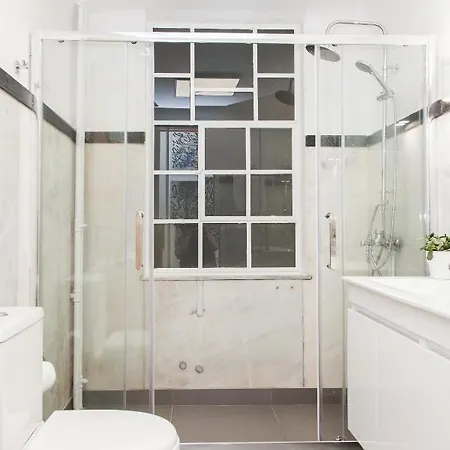 With Comfort And Lux In Kolonaki Apartment