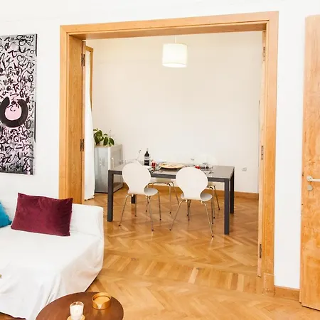 With Comfort And Lux In Kolonaki * Athens