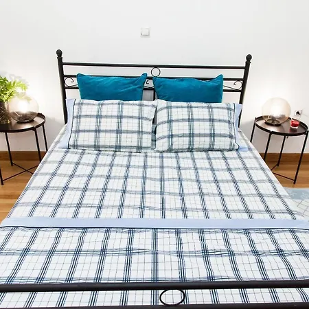 With Comfort And Lux In Kolonaki Apartment *