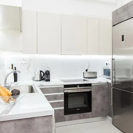 With Comfort And Lux In Kolonaki