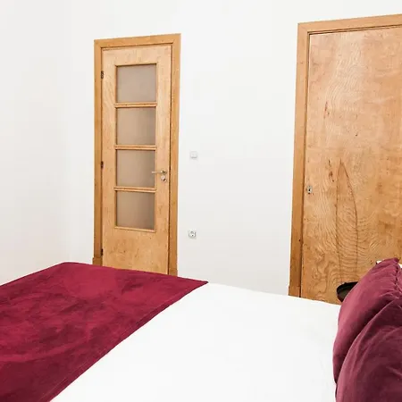 With Comfort And Lux In Kolonaki Athens